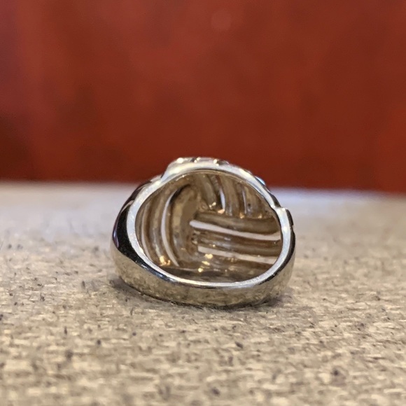 Love Knot Ring - Picture 8 of 9